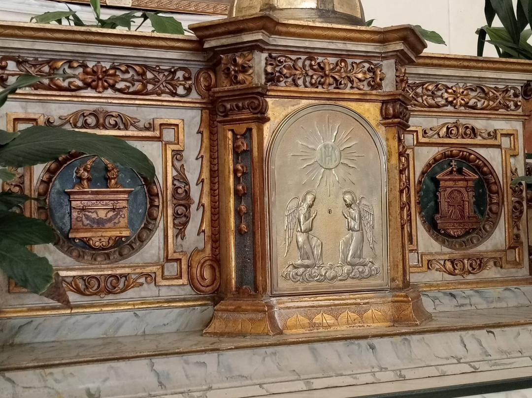 Chiesa del Crocifisso-菲乌米奇诺必去景点