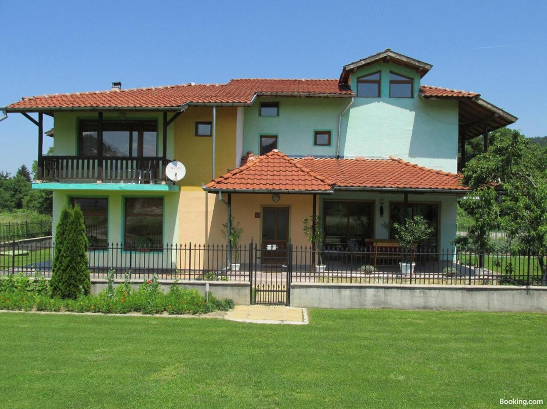 Pri Orehite Guesthouse主图