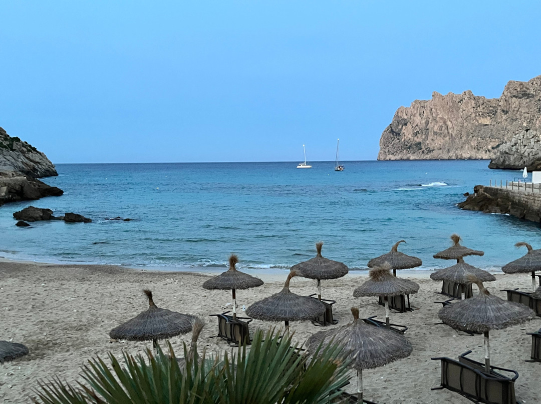 Platja de Cala Barques-Cala Sant Vicenc必去景点