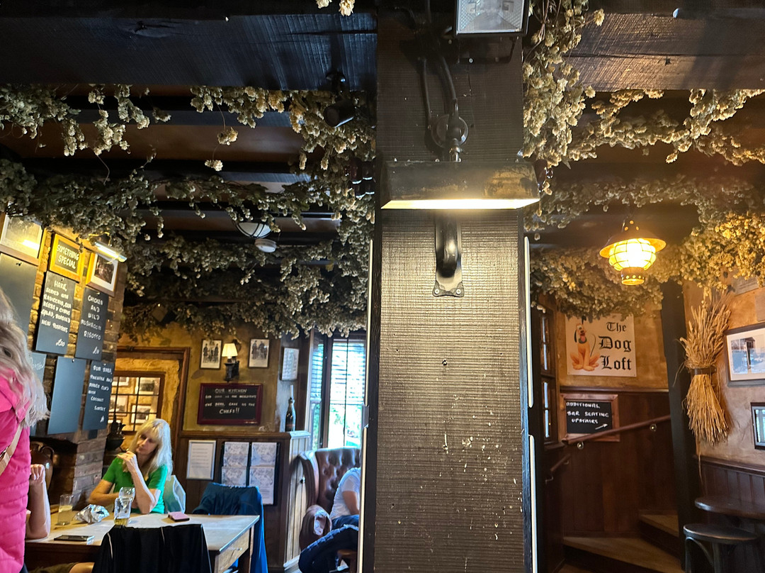 The Black Horse Inn主图