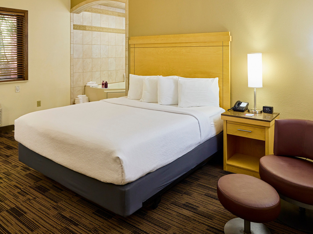 LivINN Hotel Minneapolis South/Burnsville主图