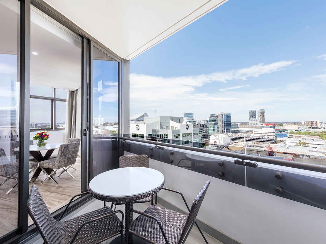 美利通套房酒店-帕拉马塔教堂街主图