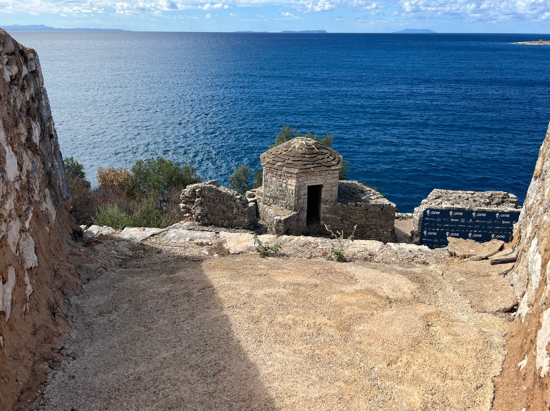 Porto Palermo Castle-Himare必去景点