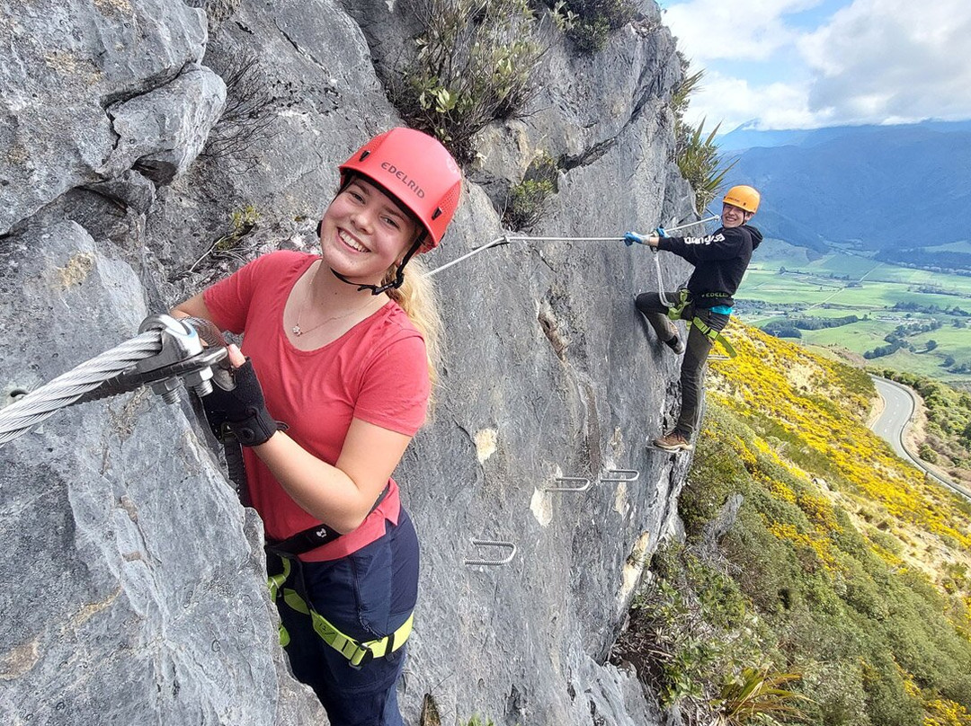 Via Ferrata Takaka Hill景点图片