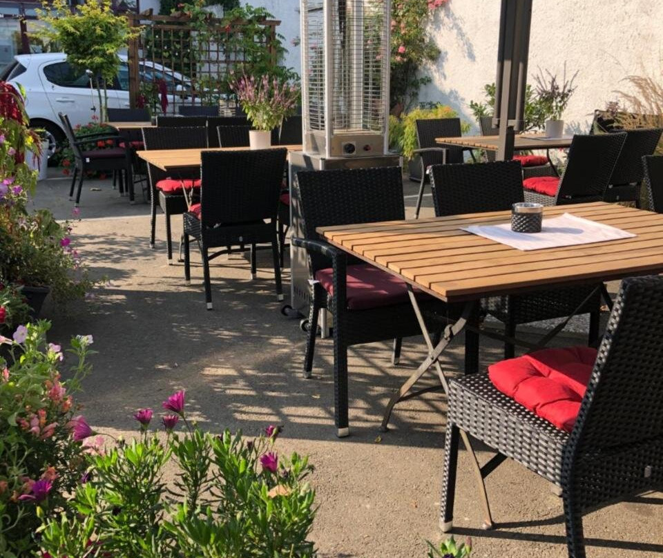 阿诺达斯科拉斯餐厅&酒店主图