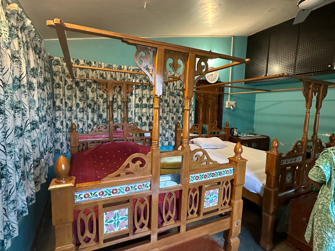 Sharad Baug Palace景点图片