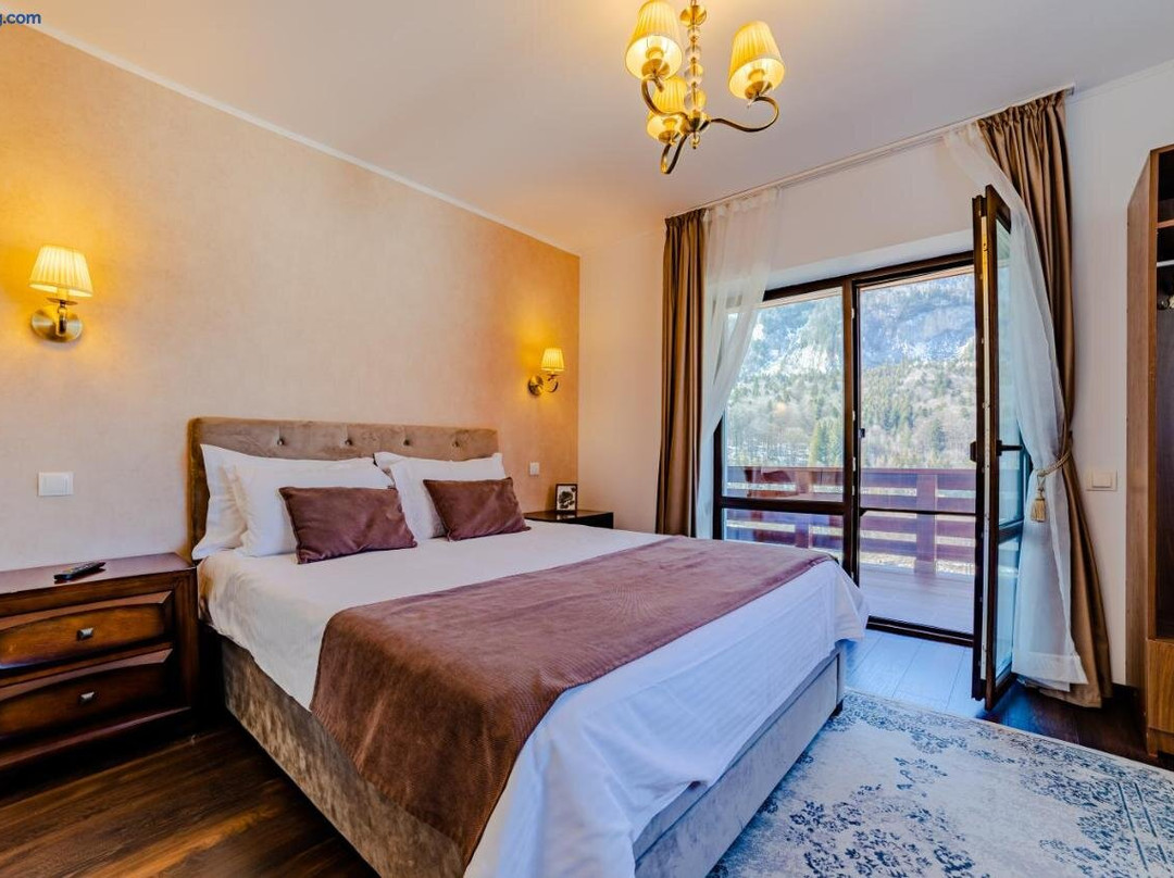 Yael Luxury Apartments 3