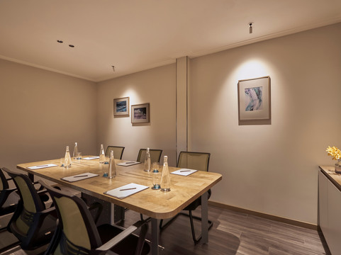 拉西耶斯塔高级西贡中心酒店主图