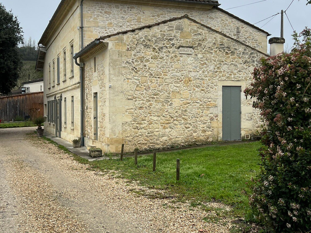 Chateau Bernateau景点图片