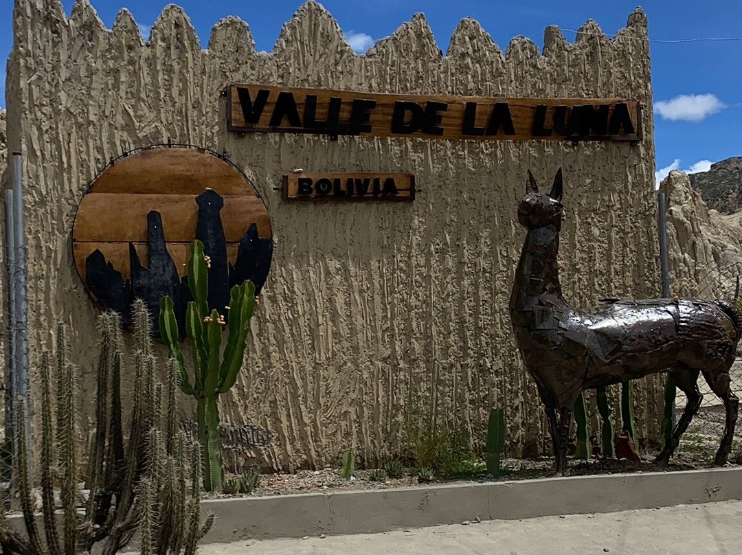 Valle De La Luna景点图片
