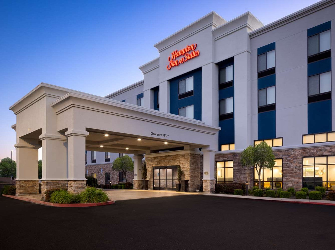 曼特卡酒店住宿-Hampton Inn & Suites Manteca