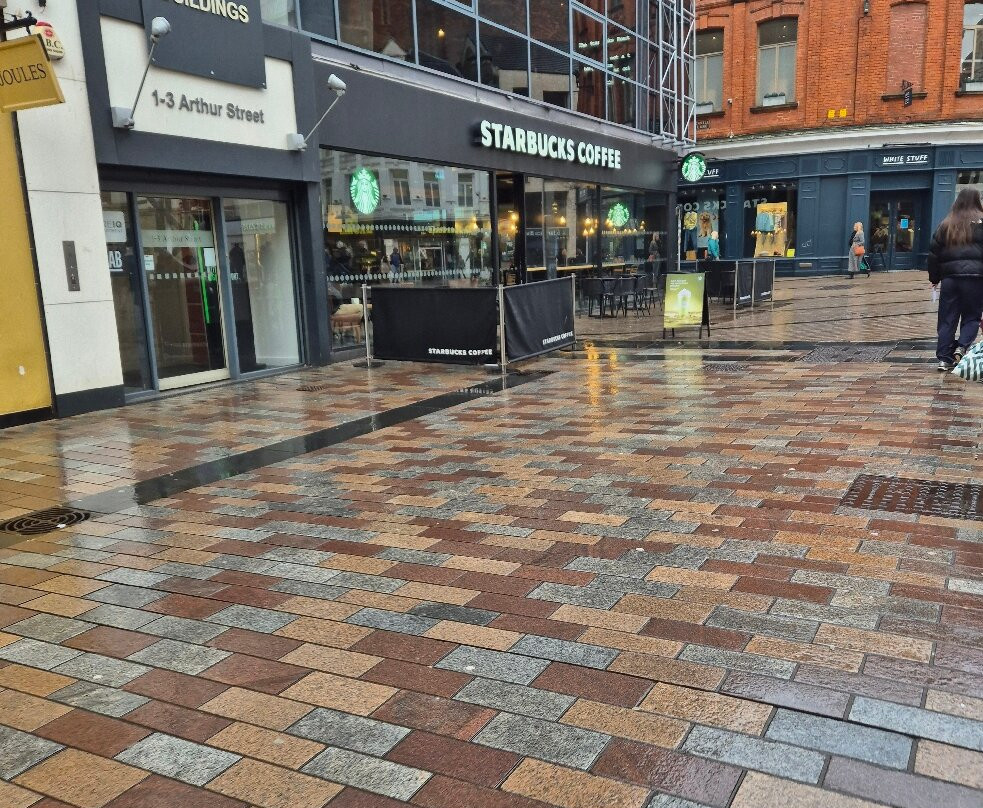 Starbucks-authur Street