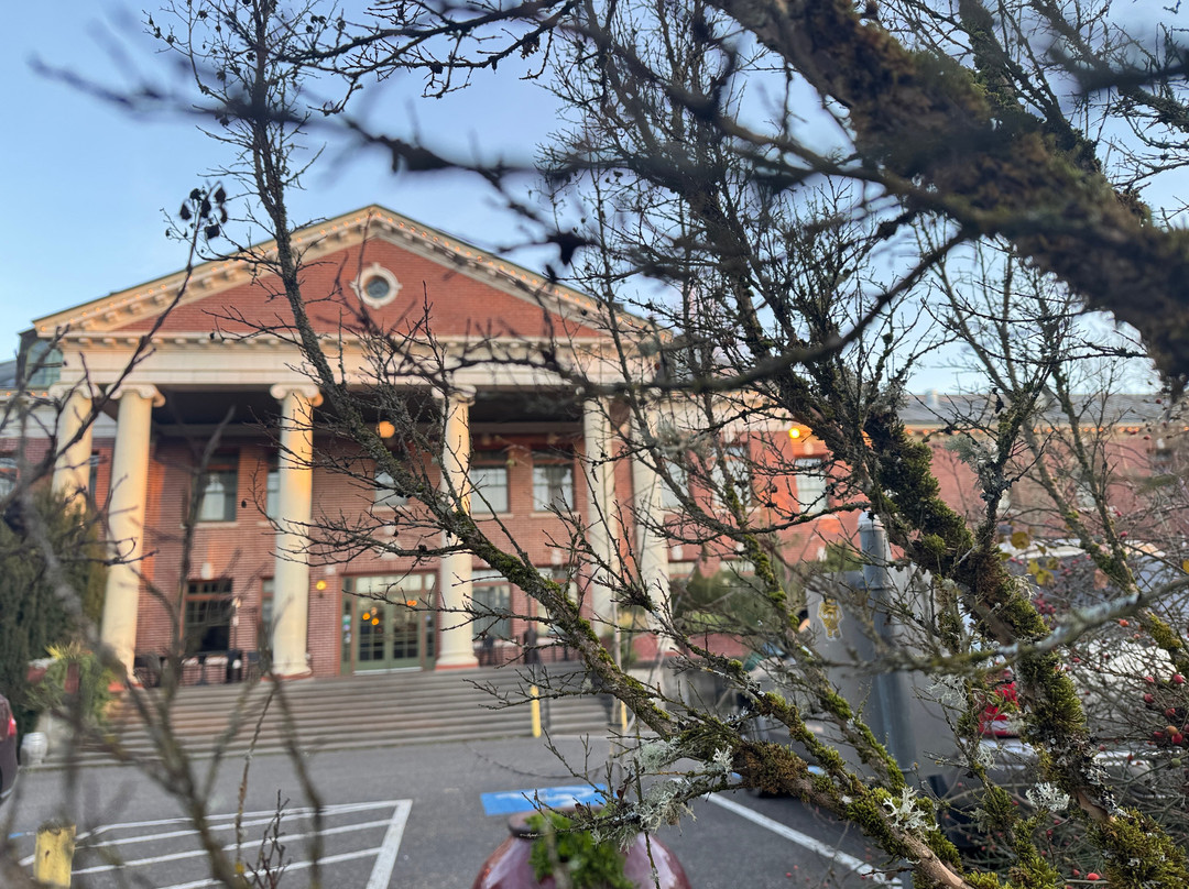 McMenamins Grand Lodge主图