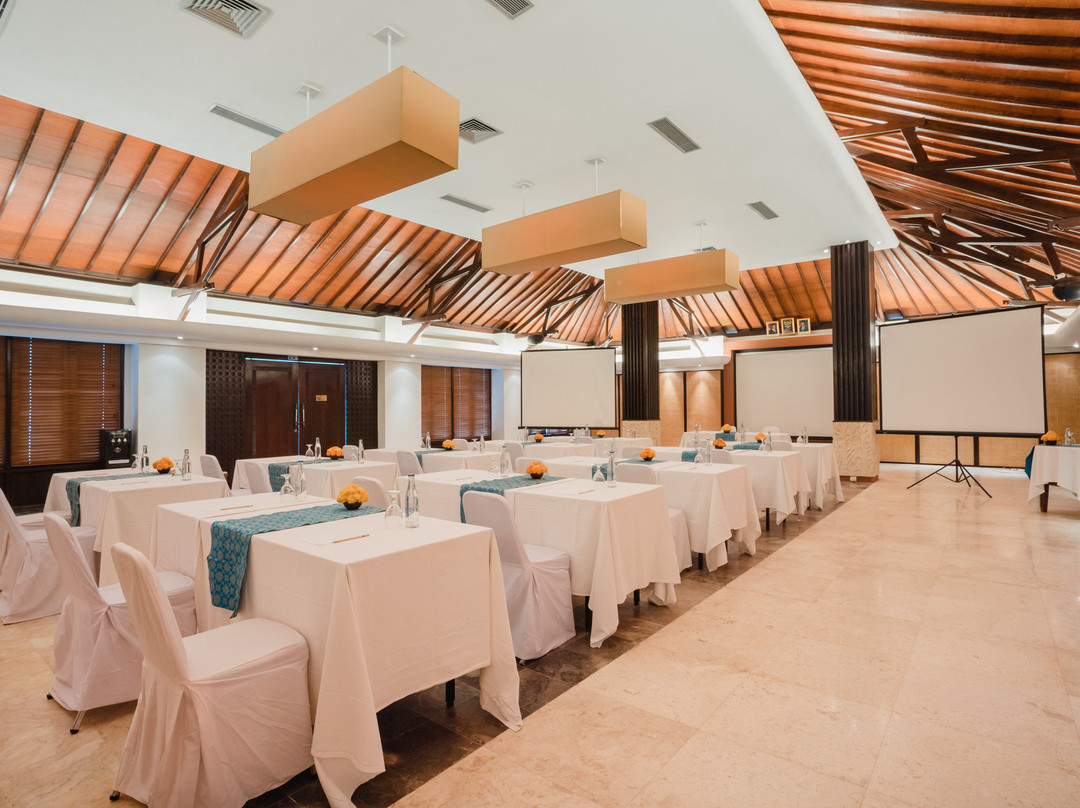 拉玛坎迪达沙度假村主图