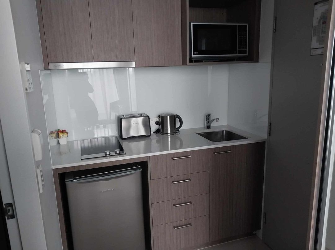 Quest Mounts Bay Road主图