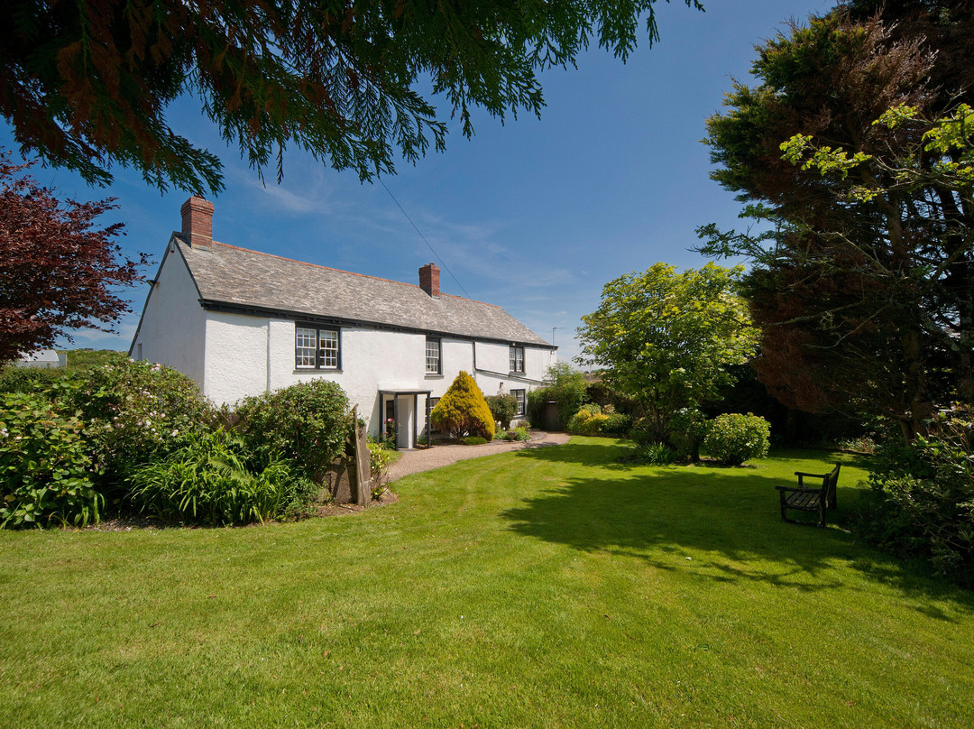 Woodlands Manor Farm