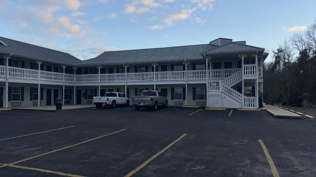 圣路易斯湾温德姆速8酒店-浴室