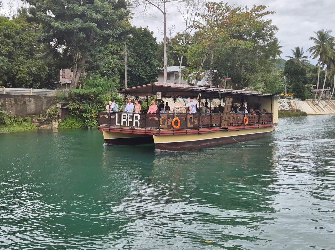 Bohol Transfers-Pilar必去景点