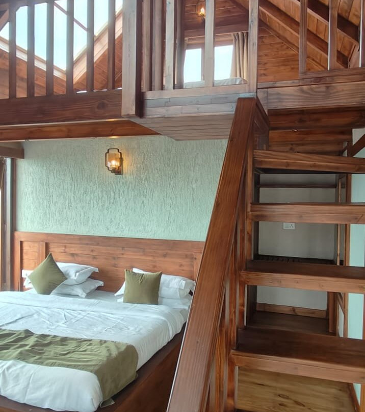 Lake Pleasant Cottage & Restaurant主图