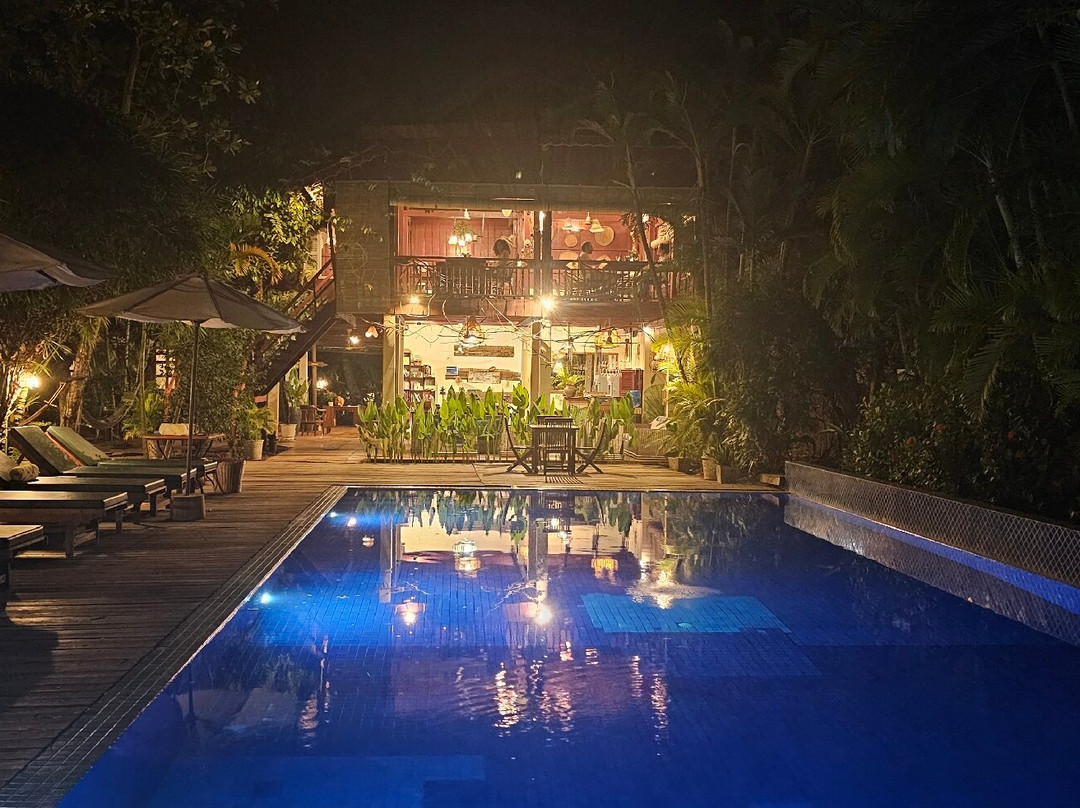 松博乡村酒店主图