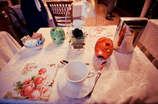 帕拉佐欧多尼酒店主图