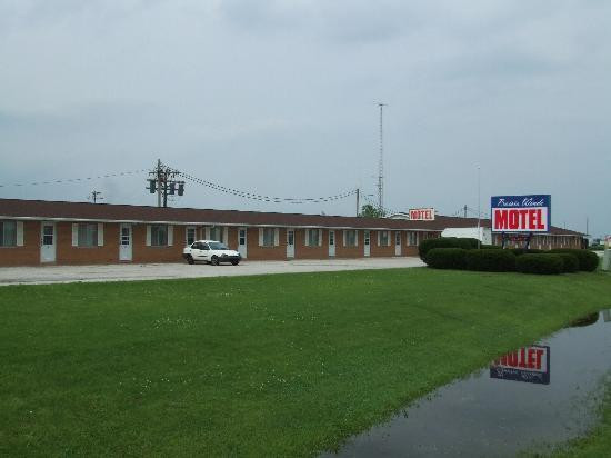 Hotel Prairie Winds Carthage Keokuk Hwy 136主图