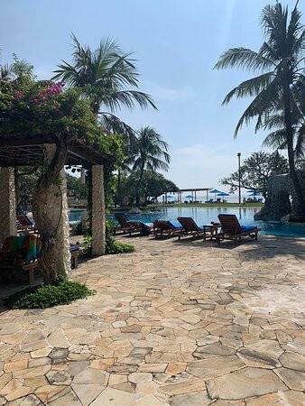 巴厘岛南湾海滩日航酒店主图