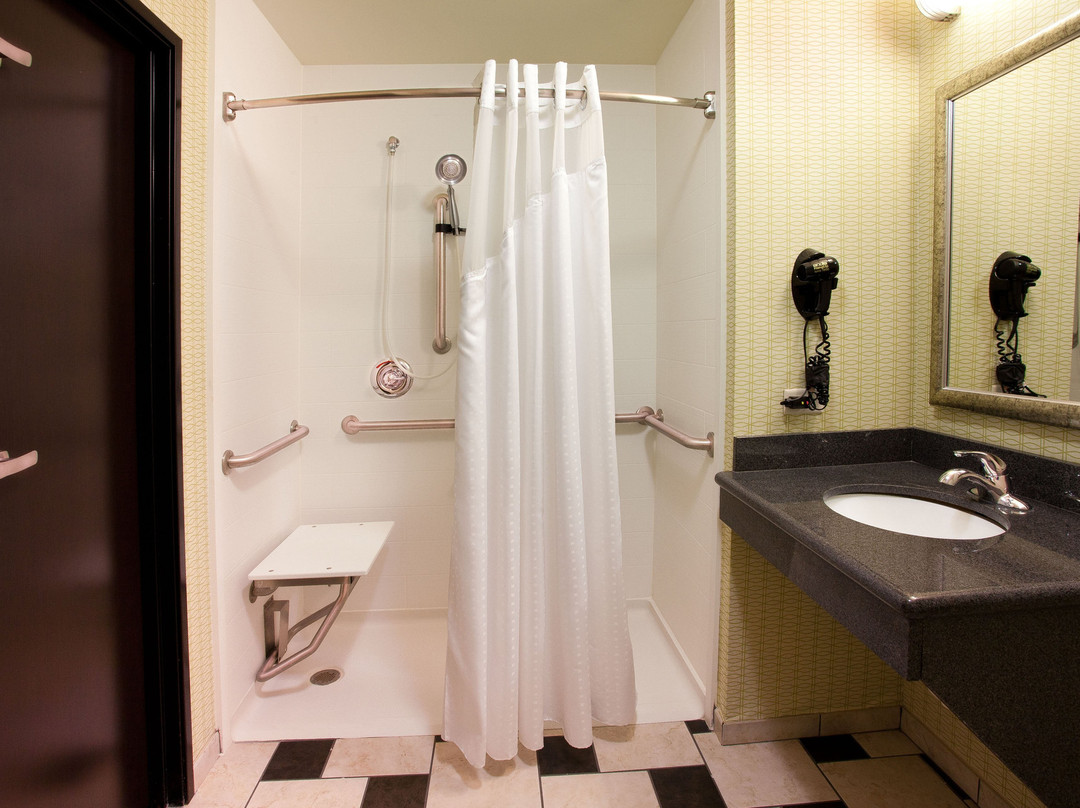 Holiday Inn Express & Suites Tulsa South Bixby By IHG