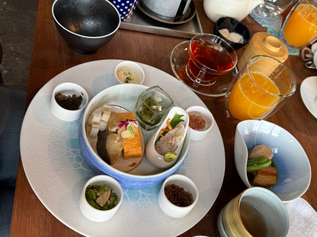 One Suite The Grand主图