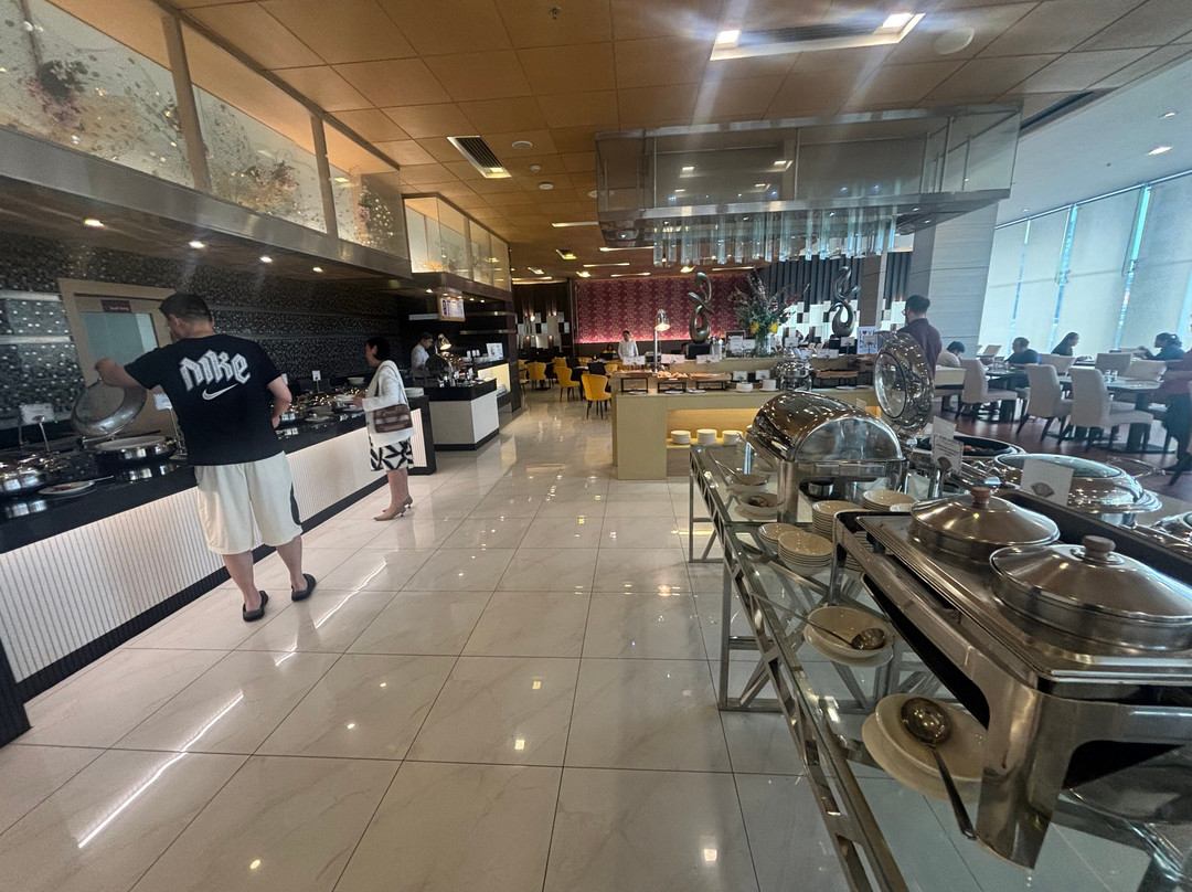 贝斯特韦斯特加万大酒店主图