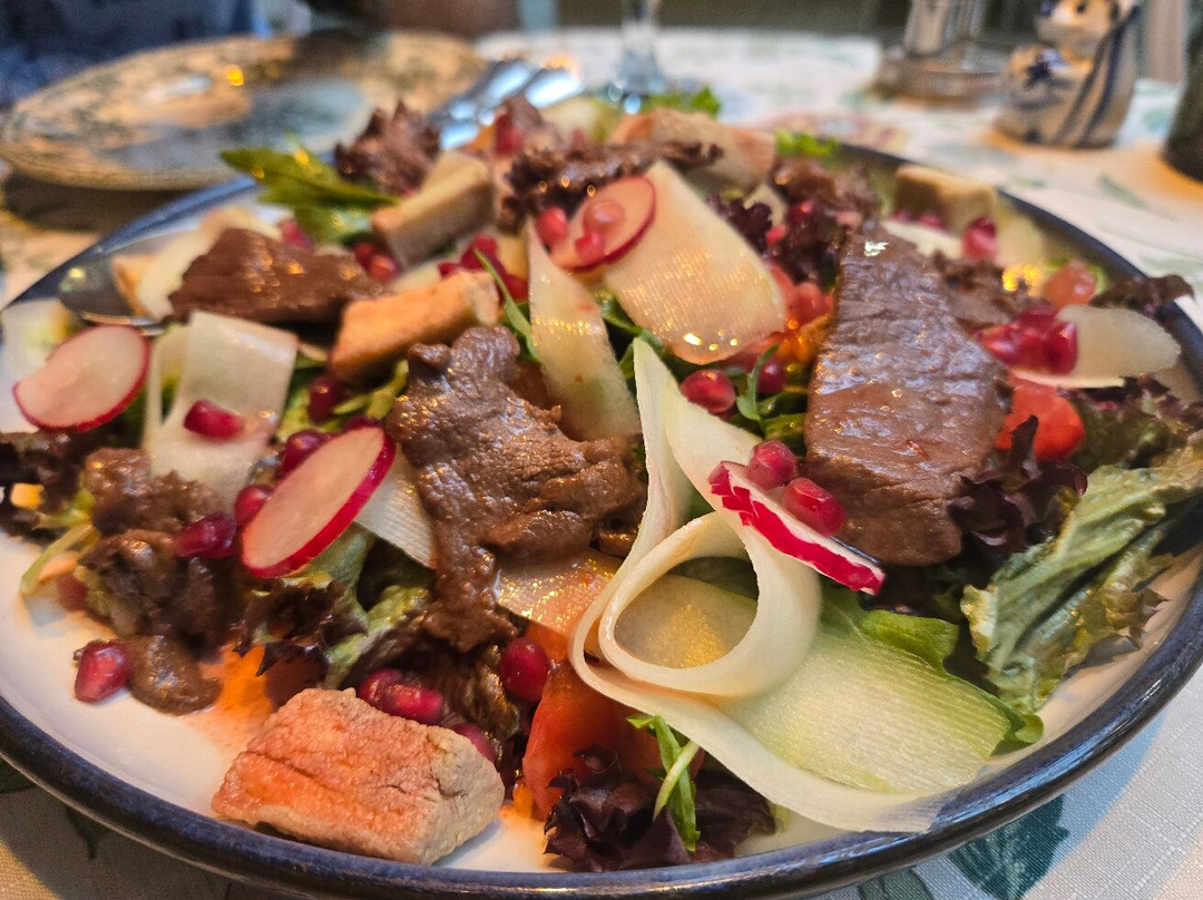 George's DOM Restaurant Bar