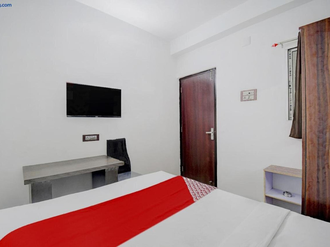 Oyo Flagship Alisha Lodge