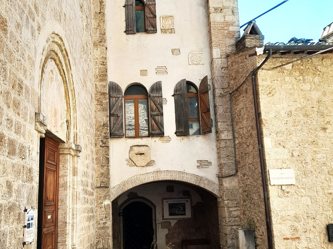 Borgo Medievale di Civitella del Tronto景点图片