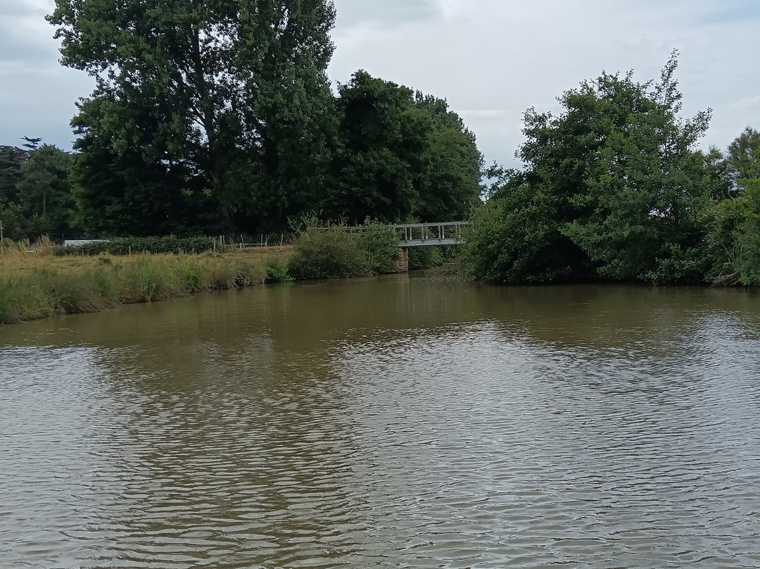 Les Canoës du Marais-Givrand必去景点