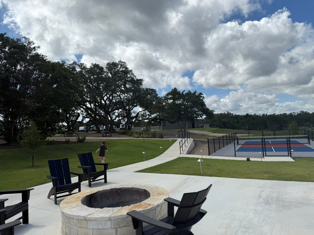 Horseshoe Ridge Rv Resort
