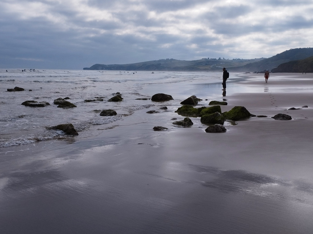Playa Meron-San Vicente de la Barquera必去景点