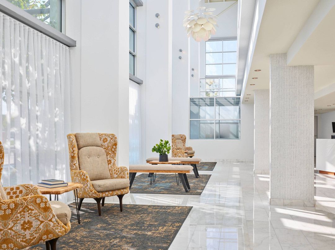 Delta Hotels By Marriott Milwaukee Northwest