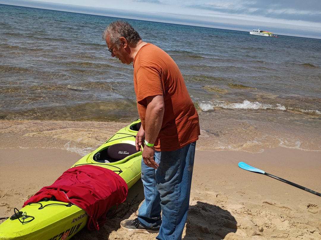 Paddling Michigan/Uncle Ducky Outdoors-Christmas必去景点