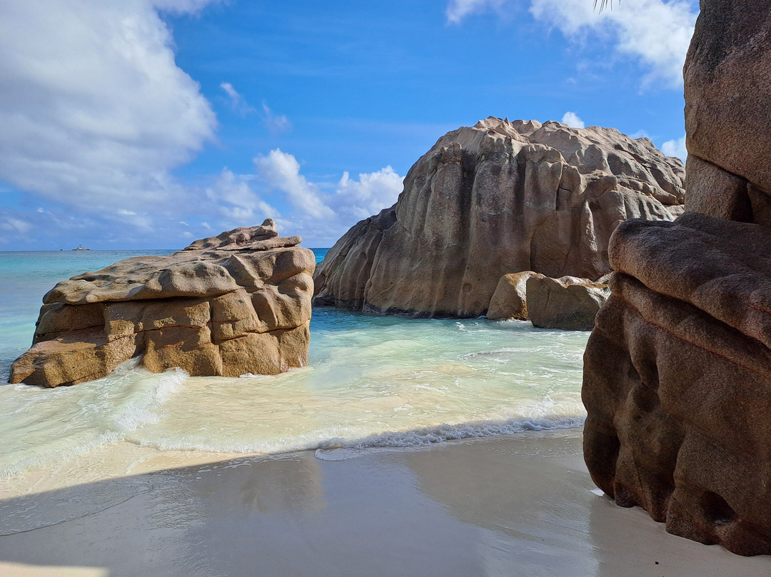 Anse Patates Beach-拉迪格岛必去景点