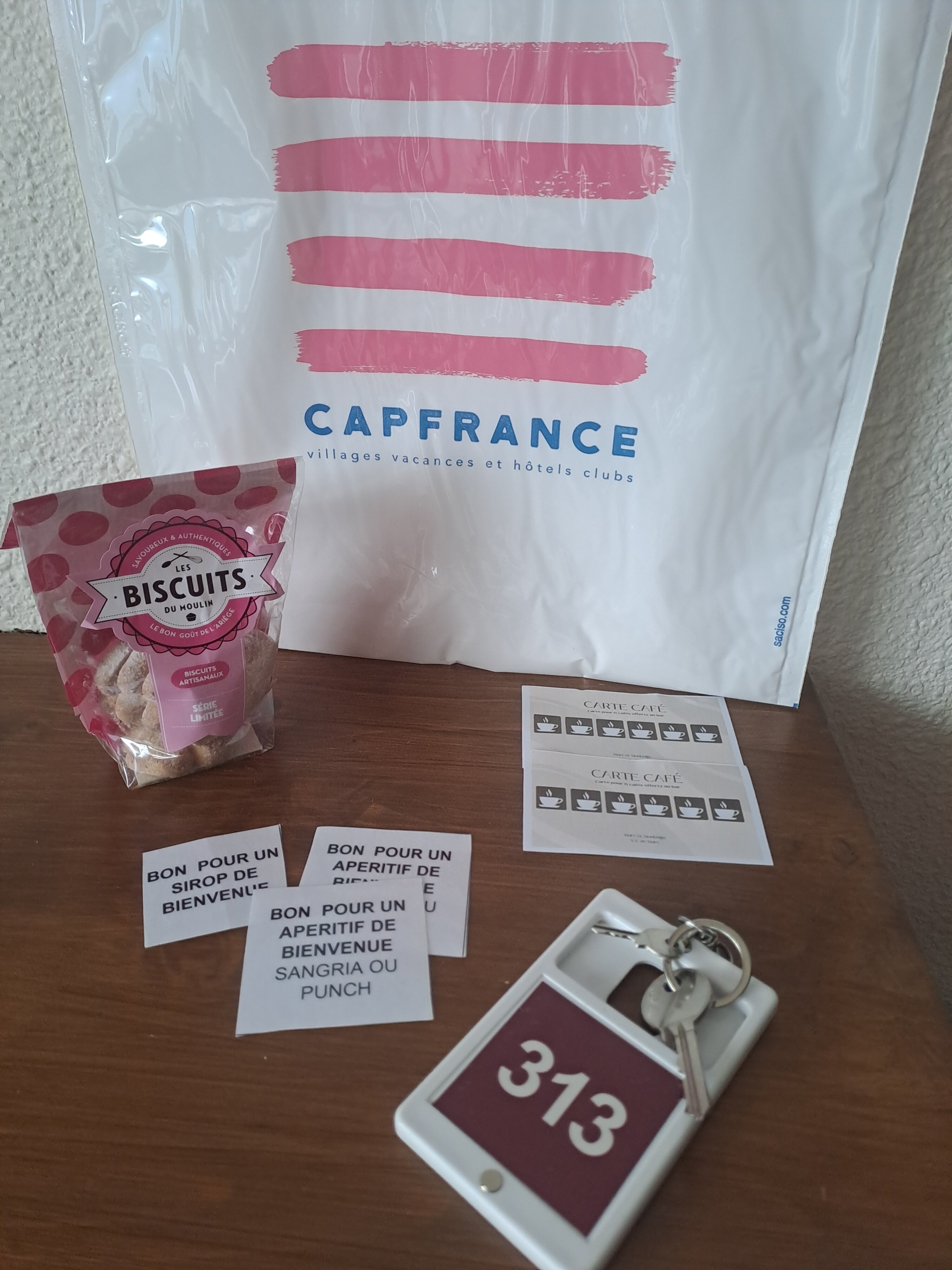 塔尔贝索假日乡村酒店 - 公寓酒店-客卧