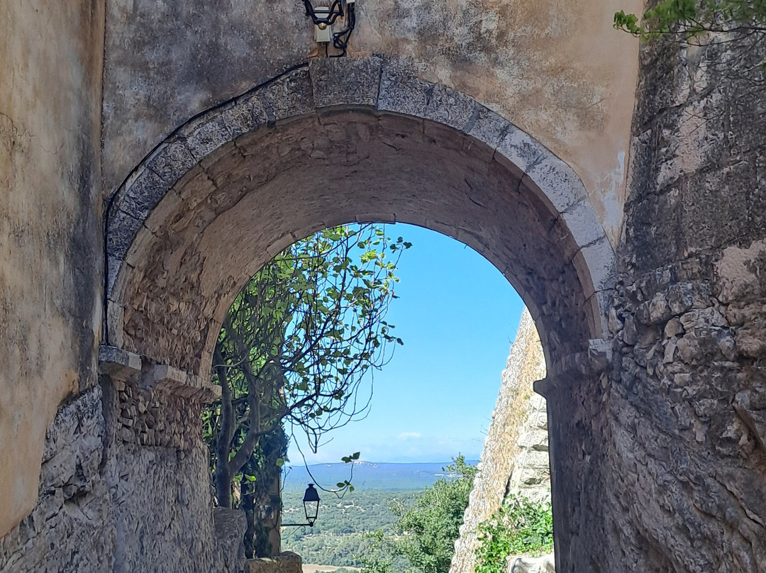 Château-Saint-Martin-de-Pallieres必去景点