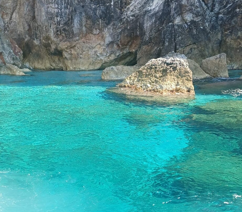Il Fauno - Motobarca-Ponza Island必去景点