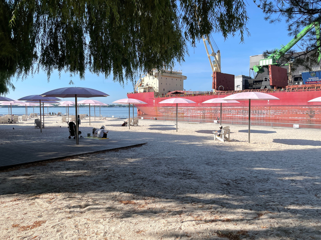 加拿大甜蜜湖滩-多伦多必去景点