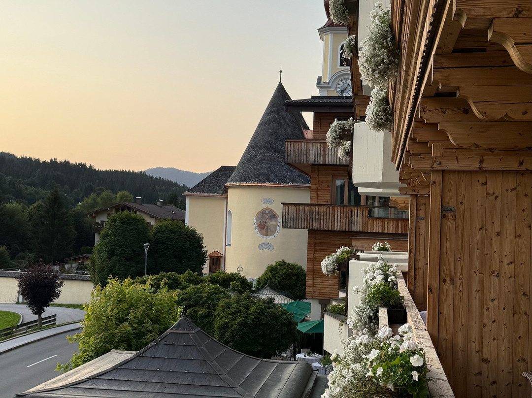 邮政酒店阿亨基希 - 仅供成人入住主图