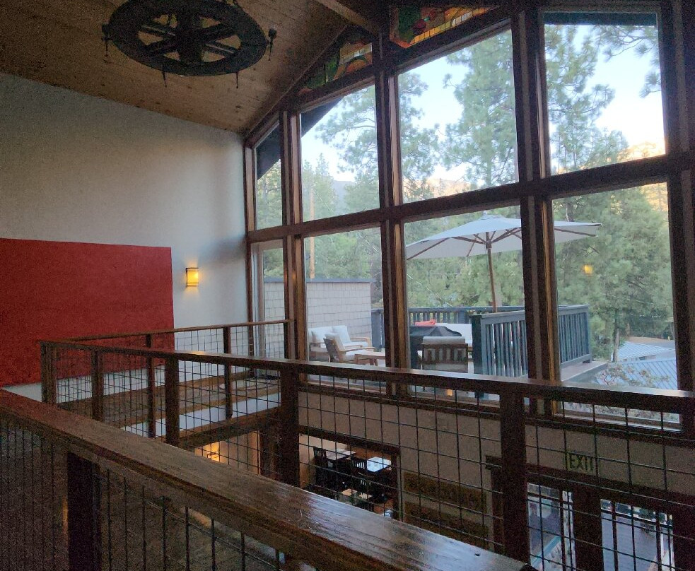 The Grand Idyllwild Lodge主图