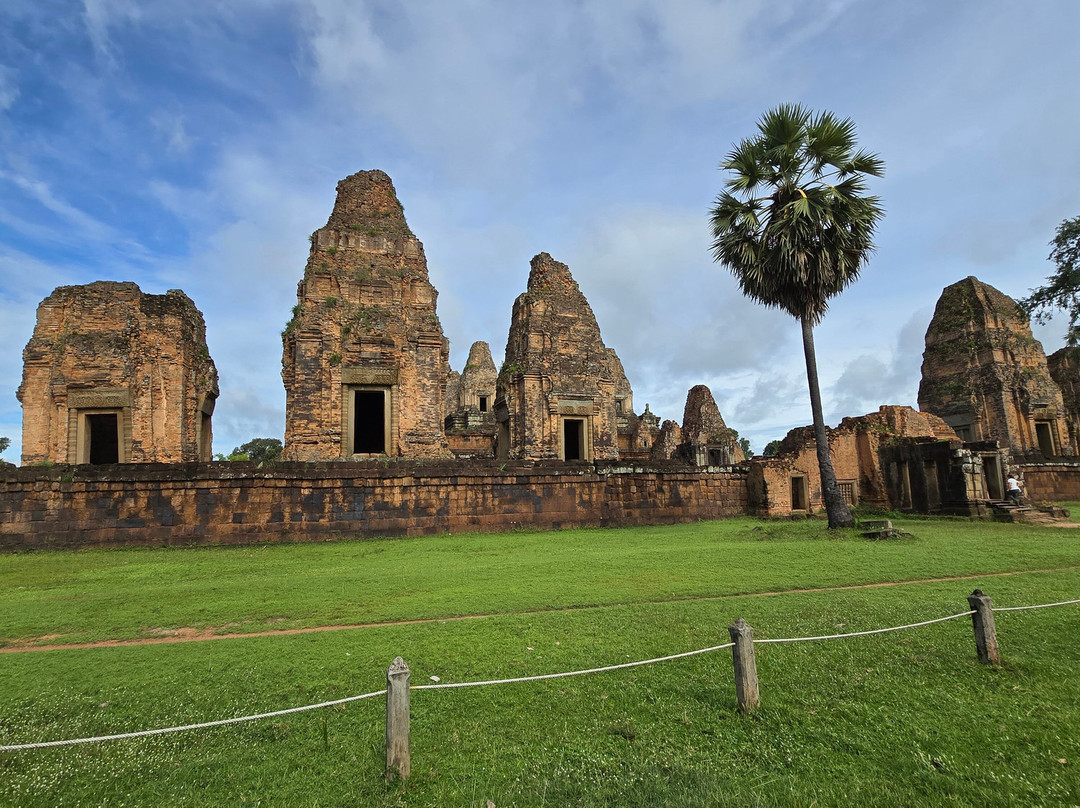 Sophun Tuk-tuk and Van-金边必去景点