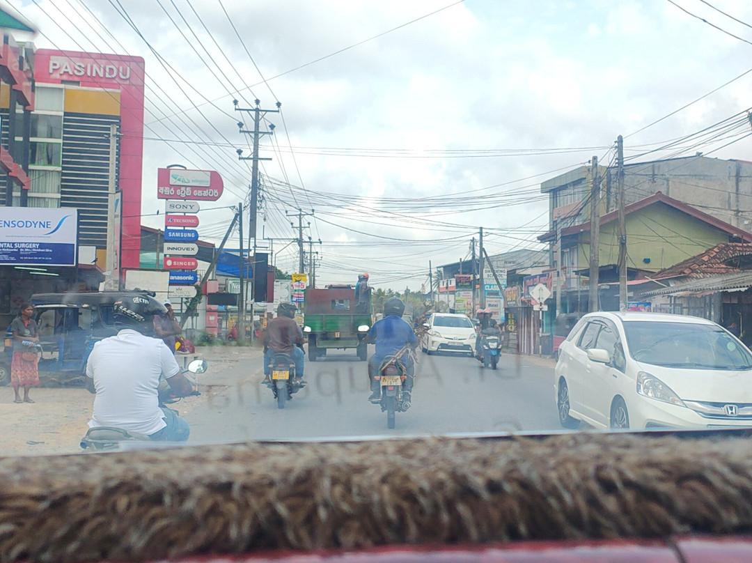 Hire Van Sri Lanka-Malabe必去景点