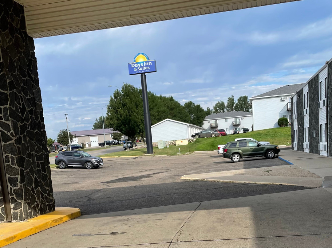 Days Inn by Wyndham Mandan Bismarck Area