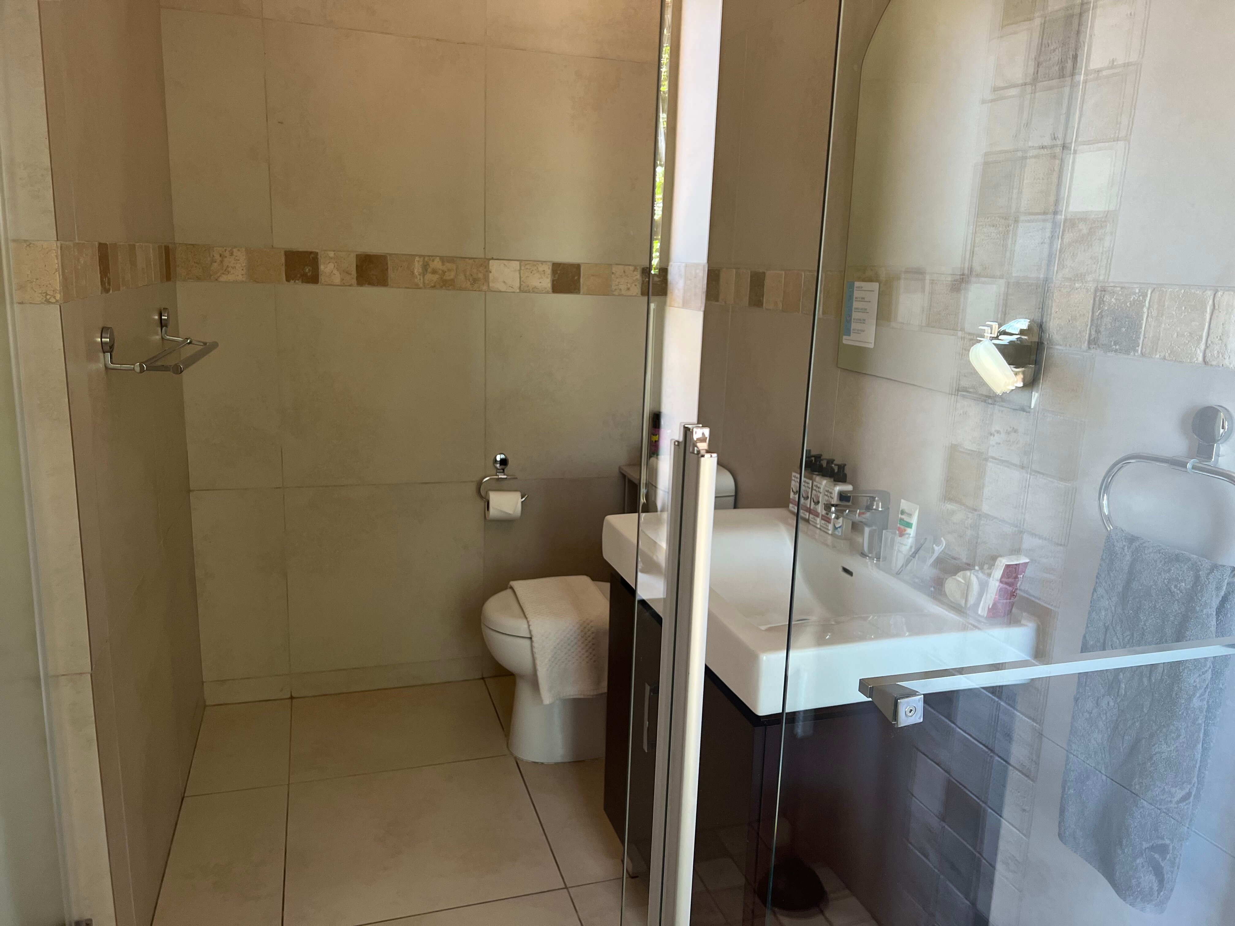 Wellington Country House-浴室