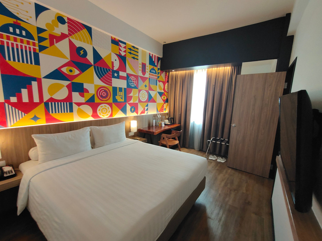 The Zuri Dumai主图